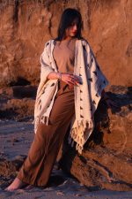 RUANA HANDBLOCK PUNA - Image 2