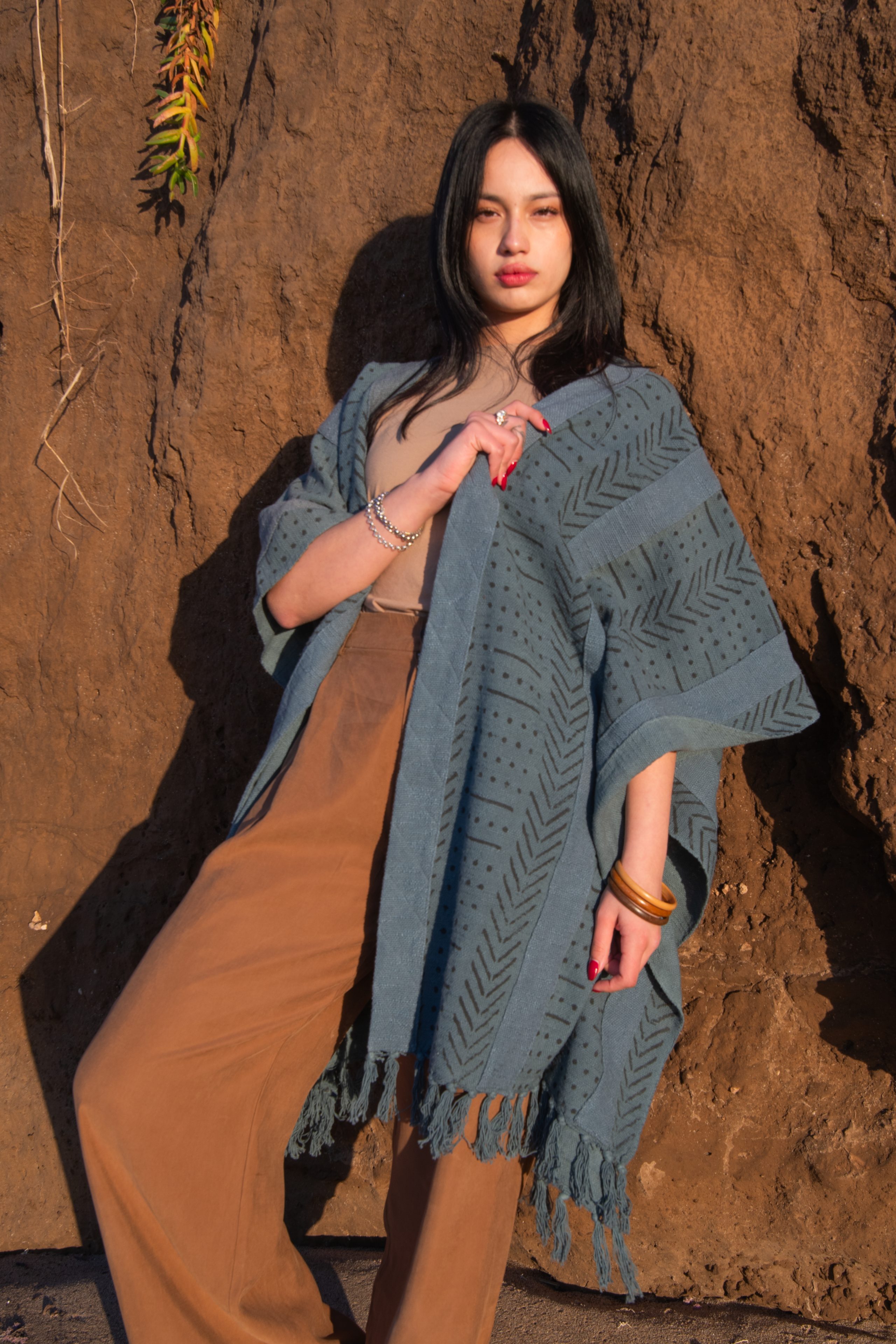 RUANA HANDBLOCK MAKI - Image 1