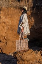 RUANA HANDBLOCK KALKI